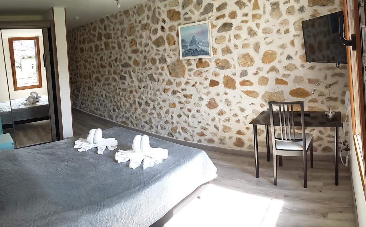 Palais Cathare Hotel Bélesta Buitenkant foto